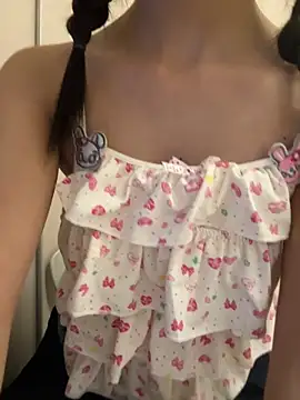 lelebaybay888 Chat XXX in diretta