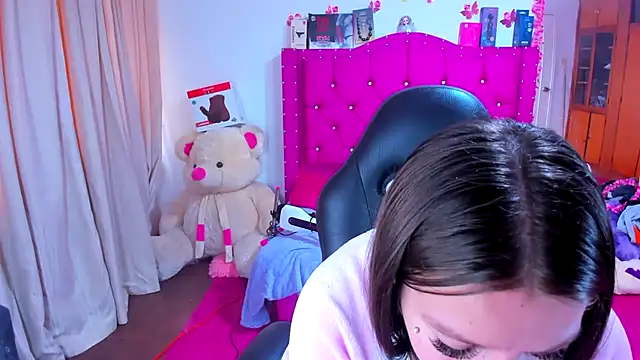 Luna_Analya's Live XXX Chat