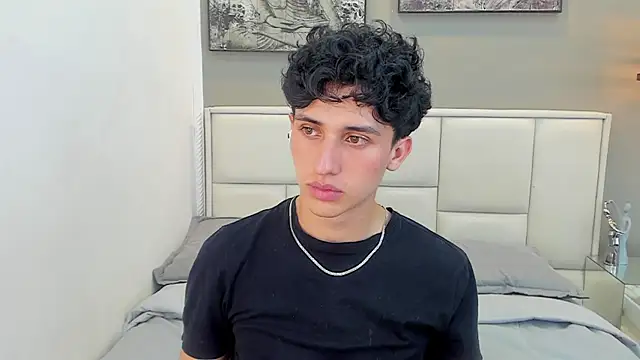 Chat XXX en directo de thom_ames