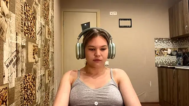 Chat +18 de HellyRay ao vivo