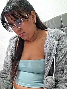 ZaidaWet Adlı Modelin Canlı XXX Sohbeti