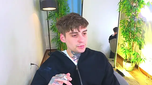 drillfi11 Live XXX Chat