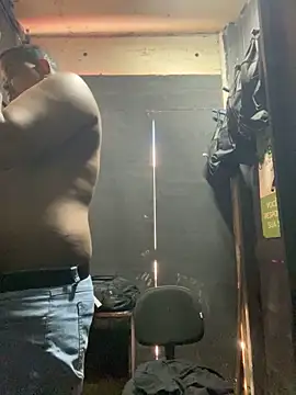 Chat +18 de SeuGuarda2001 ao vivo