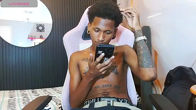 ManSant Live XXX Chat