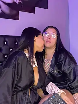 Cheerryloverss – Live XXX-chat