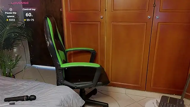 Matty_Sparkk Adlı Modelin Canlı XXX Sohbeti