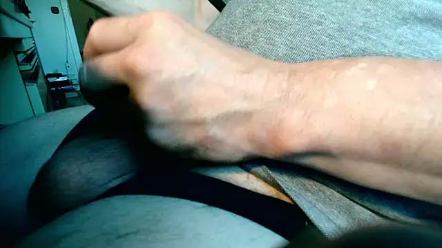 Noah3672 Live XXX Chat