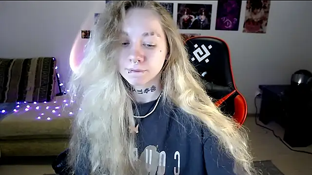 Nica_Kawaii Chat XXX in diretta