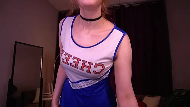 LunaSilvermoon élő XXX-chatje