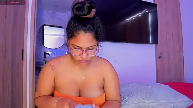 Chatroom XXX en direct de iriss_25