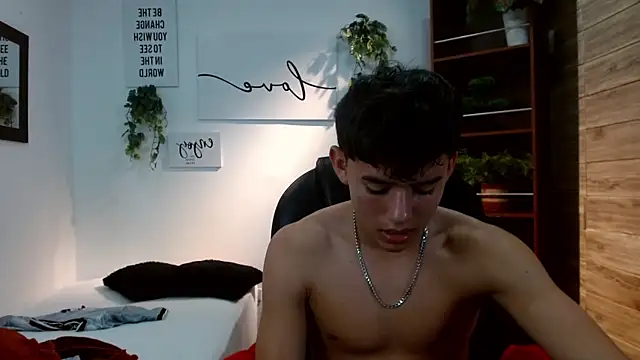 Онлайн чат XXX Ryan_grayx