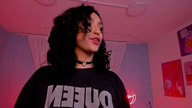 Cleo_Foxx 现场聊天室