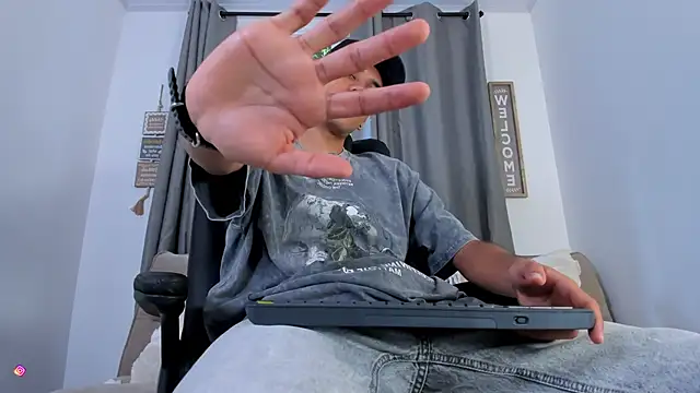 Chat +18 de NickCopeer_ ao vivo