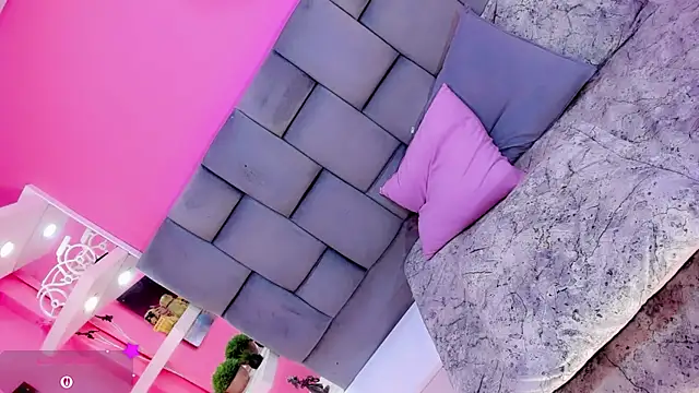 XXX chat uživo modela Michelle_San