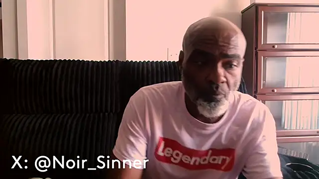 sinnernoir élő XXX-chatje