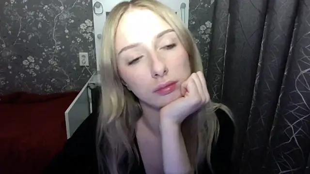 XXX chat uživo modela JennaLomeri