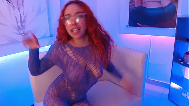 mere_in_redd's Live XXX Chat