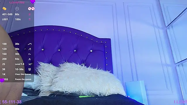 sarah_banks1 现场聊天室