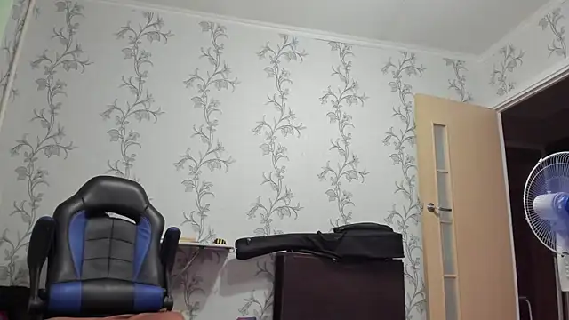 SanFrantsisko Adlı Modelin Canlı XXX Sohbeti