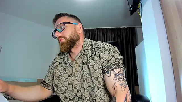 Findom_guy's Live XXX Chat