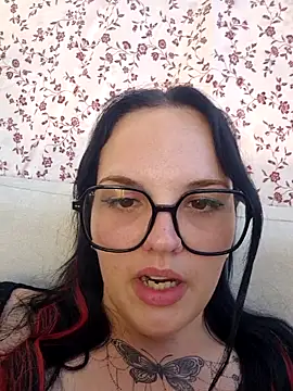 XXX chat uživo modela JUJUICY-