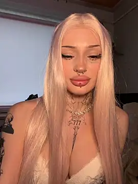 Chat +18 de madelinexx ao vivo