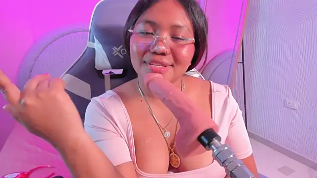 yeikafoxyn Live XXX chat