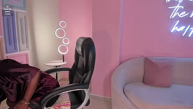 Онлайн чат XXX SavannahStorm