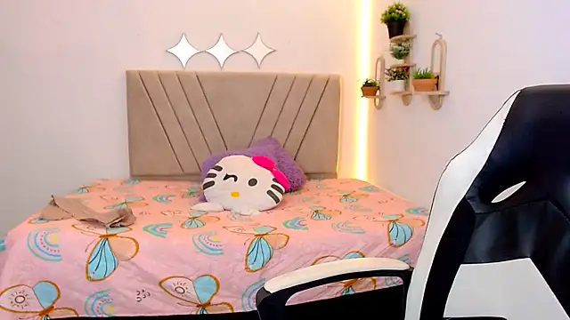 zara_cute Chat XXX live