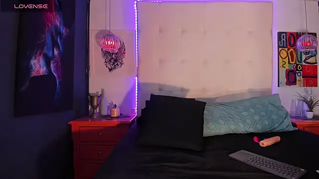 mxli_divine_ live XXX chat