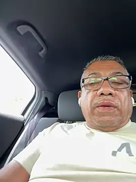 tigre6911's Live XXX Chat