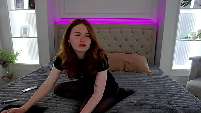 Chat +18 de ClaireFlowers ao vivo