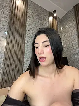 evelyn_hills' Live XXX Chat