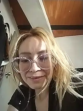 Chat +18 de flacabell ao vivo