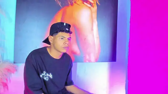 Alexi_hot23 现场聊天室