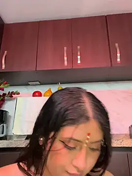 kalpanaaishaa's Live XXX Chat