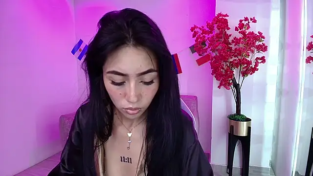 צ'אט XXX בשידור חי של Rainy_doll