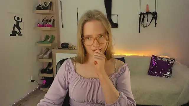 NancyHottieのライブXXXチャット