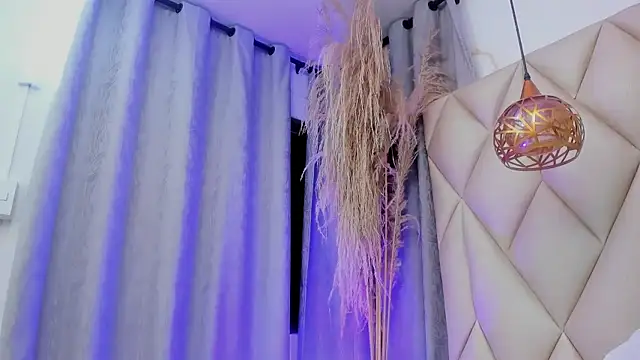 Ibbie_drastic's Live XXX Chat