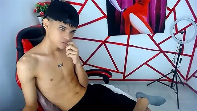 Czat XXX na żywo – chris_evans77