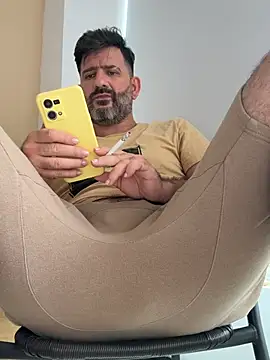 Hairy_Dad86 现场XXX聊天