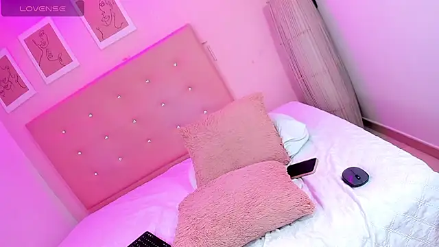 ANNIE_DOLCE_ Adlı Modelin Canlı XXX Sohbeti