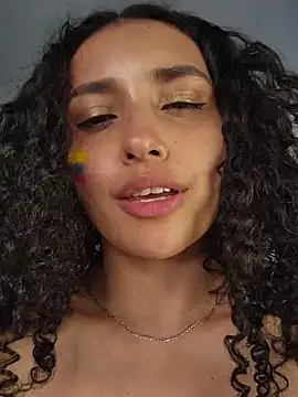 دردشة Lucy_Marin الجنسية المباشرة