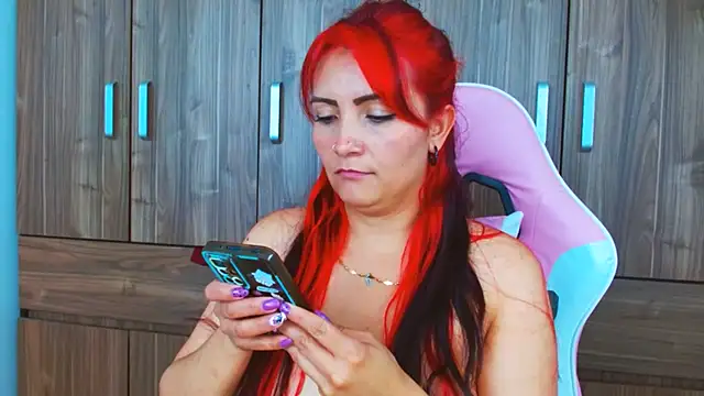 ivy_moons' Live XXX Chat