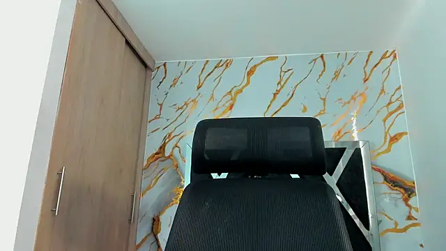 Chat XXX en directo de ElianKeiser
