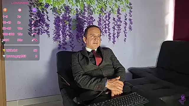 GreisyAndHazzan live XXX chat