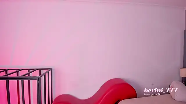 AmberiniHoffman live XXX chat