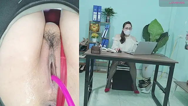 Lisa-sqiurt Chat XXX live