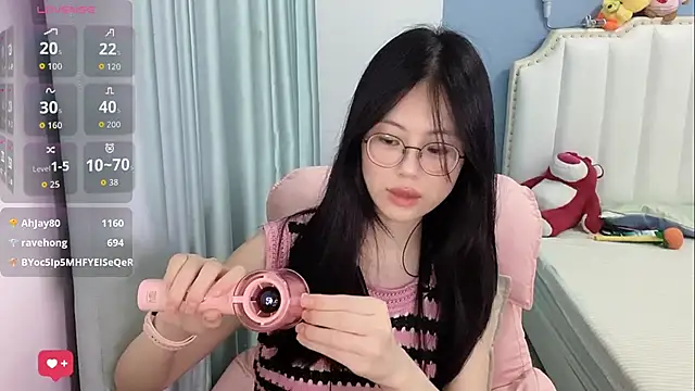 Luna-666n Live XXX chat