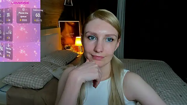 ReginaAmour's Live XXX Chat
